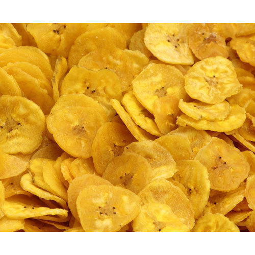 Organic Yellow Colour Banana Chips With 1 Months Shelf Life And Rich In Vitamin C