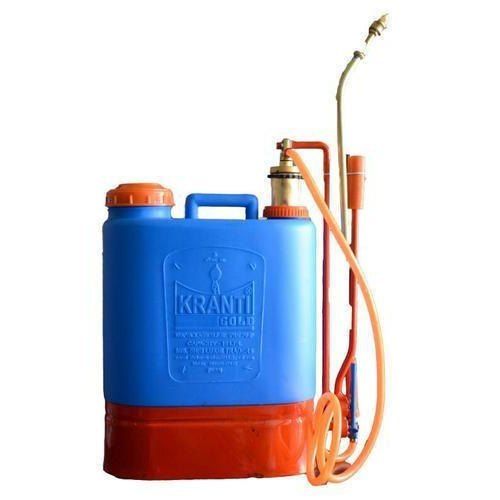 Solid Strong Durable Blue And Red Double Bearing Agriculture Spray Pump Machine Capacity: 16 Liter/Day