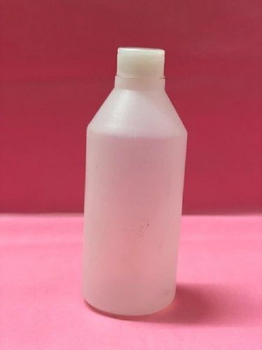  स्क्रू कैप के साथ खाली सफेद रिफिल करने योग्य गोल प्लास्टिक की बोतलें, 500 मिलीलीटर 