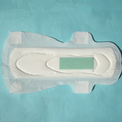 100 Percent Soft Cotton White Colour Sanitary Menstrual Napkin With Wings