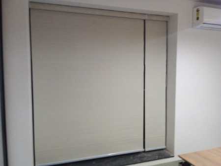 Vertical Roller Blind For For Living Room, Bedroom, Home And Office