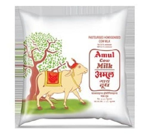100% शुद्ध स्वस्थ गाय का दूध (इसमें विटामिन, खनिज और पोषक तत्व शामिल हैं) 