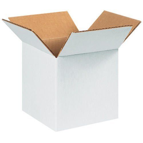  100% पुनर्नवीनीकरण सफेद रंग का हल्का वजन वाला नालीदार कार्टन बॉक्स, मजबूत और टिकाऊ 