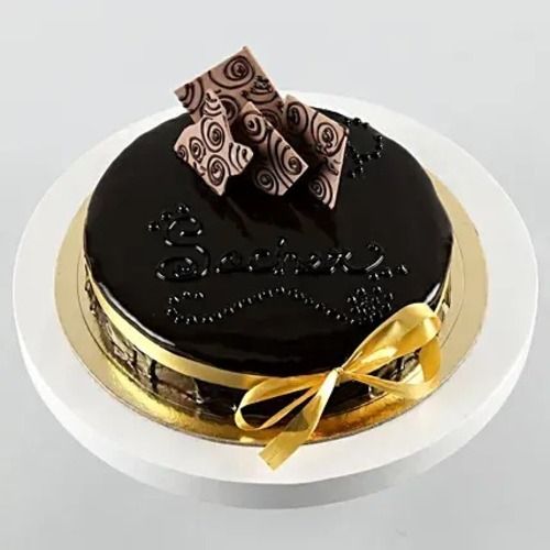 Lovely Dark Chocolate Truffle Cake