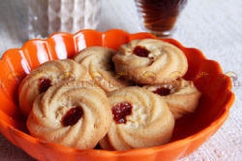 Made By Fresh, Hygienic And Natural Ingredients Round Shape Butter Jam Bite Biscuits