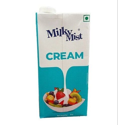  1% वसा के साथ 100% प्राकृतिक और शुद्ध ताजा सफेद दूध क्रीम 