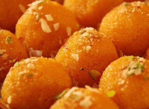 Orange Colour Fresh Boondi Laddu With Yummy Sweet Taste And 10 Days Shelf Life