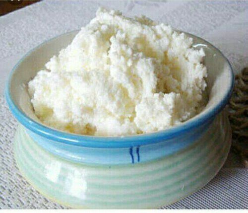Salty Flavor Crunchy And Easy To Consume Fresh Butter For Daily Purpose Uses