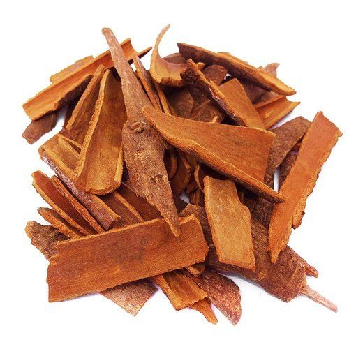 Natural And Brown Cinnamon Stick With Improving Blood Sugar Levels And Gluten Free