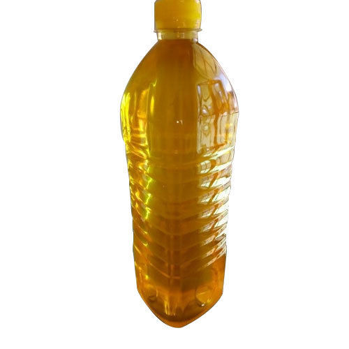 Fresh And Low Cholesterol Natura Vegetable Yellow Colour Palm Oil With Great Source Of Polyunsaturated Fatty Acid