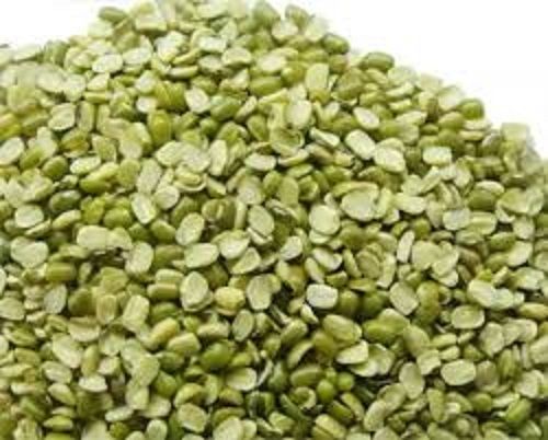 99 Percent Natural And Organic Green Color Fresh Moong Dal Improves Heart Health