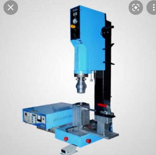  स्वचालित इलेक्ट्रिक प्लास्टिक वेल्डिंग मशीन, 2Hp कंप्रेसर, 220 V एसी दक्षता: उच्च