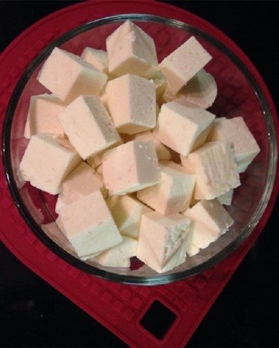 Highly Nutrition Enriched Healthy White 100% Natural Pure Fresh Paneer