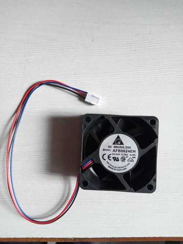 Dc Cooling Fan With Dc24V Operating Voltage & 0.36A Power Consumption Blade Material: Plastic