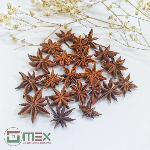 Bright Brown Whole Dried Star Anise