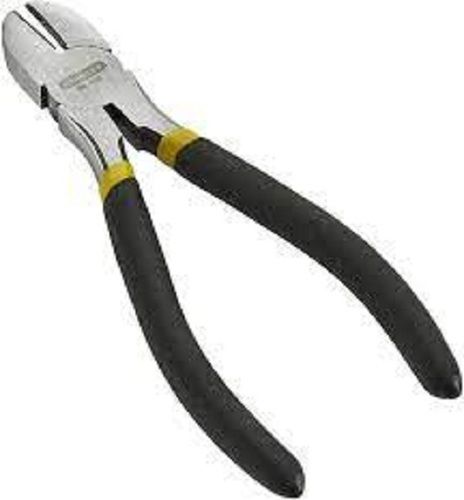 Black Color Cutting Pliers Strong Or Durable For Cutting And Removing Pins