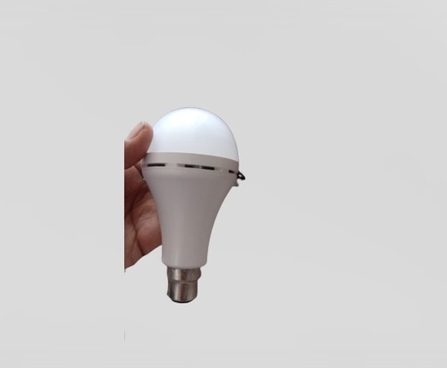 9 वाट, संबंधित वोल्टेज 120 V, आवृत्ति 50 हर्ट्ज, घर के लिए रिचार्जेबल एलईडी बल्ब, होटल बॉडी सामग्री: एल्यूमीनियम