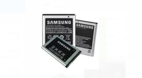 Fast Chargeable And Long Lasting 5V 4000mAh Mobile Battery For SAMSUNG Devices - Portable Design, Black Color, 4 LED Charge Indicators | Perfect Travel Companion