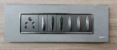 Grey And Black Color Ip Rating 10 Amp, 1 Socket, Switches, 6 Electrical Switch Boards Frequency (Mhz): 60 Hertz (Hz)