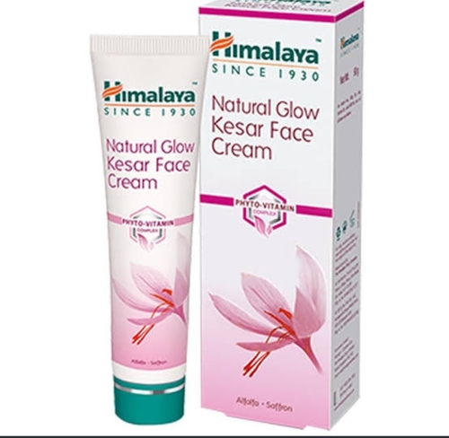 Smooth Texture 100 Percent Softness And Brightening Skin Himalaya Natural Glow Kesar Face Cream