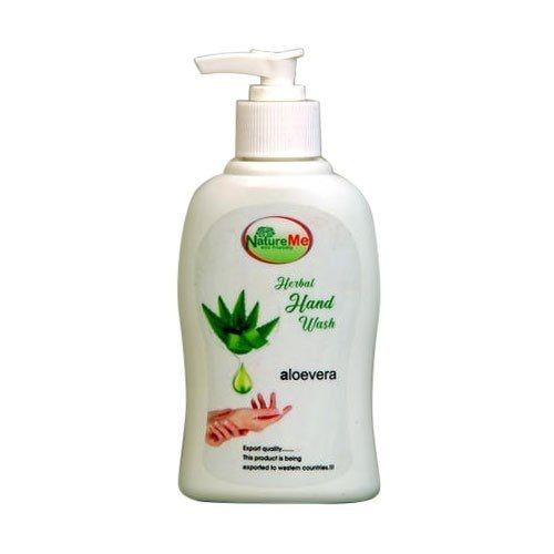 Anti-Bacterial Natural Me Herbal Liquid Hand Wash, Enriched With Aloe Vera