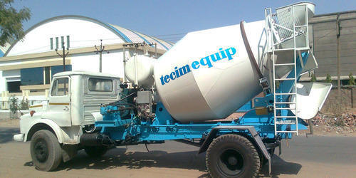 Steel Semi Automatic Diesel Engine Concrete Transit Mixer, White Blue Color