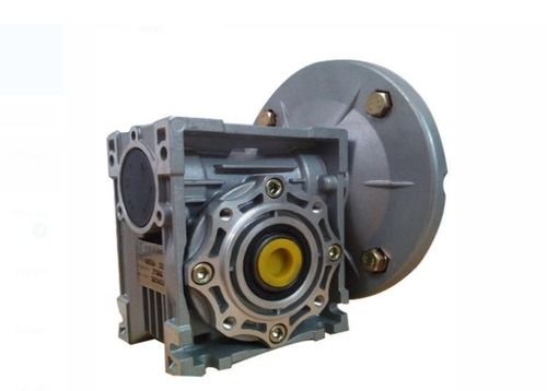 Silver Industrial 90 Watt Worm Gearbox With Aluminum Body For Automation System