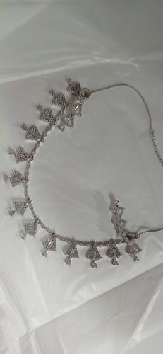 Ladies Party Wear Lightweighted Silver Traditional Artificial Necklace Sets