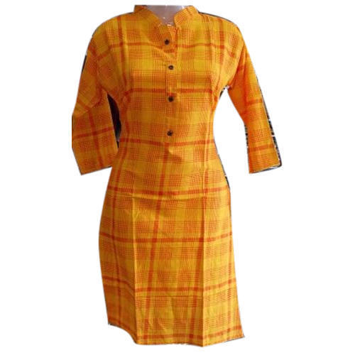 3/4th Sleeve Orange Color Ladies Kurti With Breathable Cotton Fabrics And Normal Wash