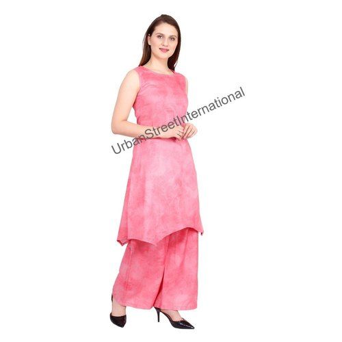 Buy Candy Pink And Rani Pink Shaded Peplum Kurti And Palazzo Pants With  Lucknowi Thread Work Online  Kalki Fashion