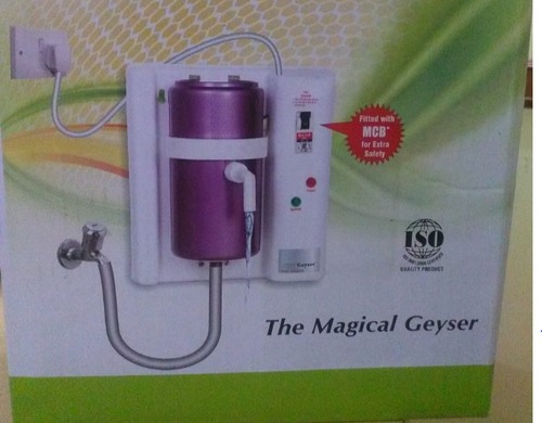 Purple Electric Water Geyser - 1 Liter Capacity, Lightweight Plastic, 3 Kwh Power with Wall-Mounted Installation, Safe Low-Voltage System