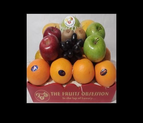 100% Natural And Fresh Stay Safe Fruit Box With 6 Types Of Fruits