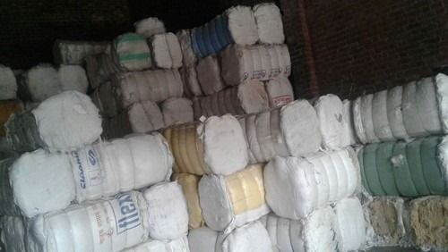 White Pure And Raw Cotton Bale For Industrial Uses, Pack Of 100kg 29mm