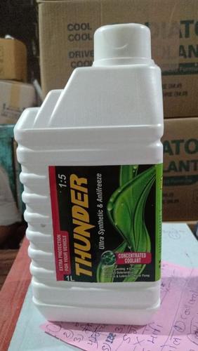 थंडर अल्ट्रा सिंथेटिक और एंटीफ्ऱीज़ कॉन्सेंट्रेटेड कूलेंट ऑयल कैपेसिटी 1 लीटर आवेदन: दो व्हीलर