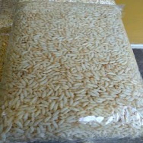  पौष्टिक उच्च फाइबर युक्त कैलोरी में कम स्नैक्स के लिए सफेद फूला हुआ चावल