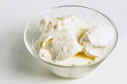 White Colour Fresh Cream Cheese With 1 Week Shelf Life And Rich In Vitamin B12 Age Group: Children