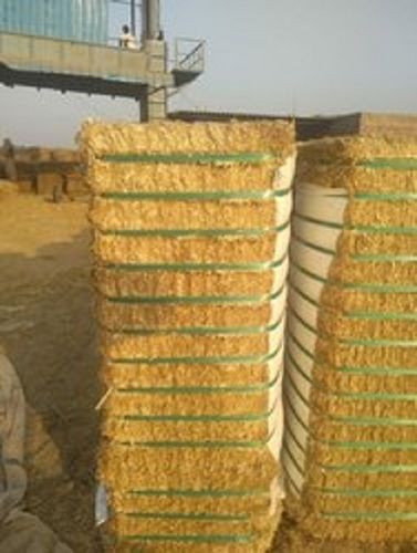 Convenient And Eco Friendly High Quality Wheat Straw Bale 200kg Pack