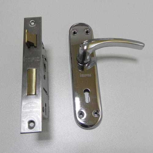 Silver Color Rust-Resistant Heavy-Duty Stainless Steel Fancy Door Aldrops Size: Standard