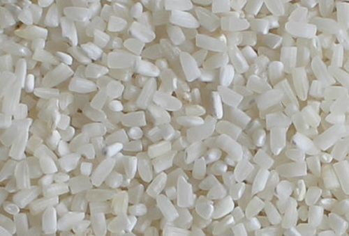 Pure White Broken Rice With 1 Year Shelf Life and Gluten Free, Rich in Vitamins