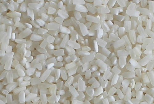 Pure White Broken Rice With 1 Year Shelf Life And Gluten Free, Rich In Vitamins Crop Year: 6 Months