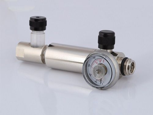 C-10 Septum 1200 Psi Inlet Pressure Brass Nickel Plated Calibration Gas Regulator Application: Industrial