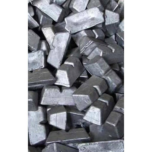 ग्रे एल्युमिनियम नॉच बार हॉट रोल्ड एंड परफेक्ट शेप