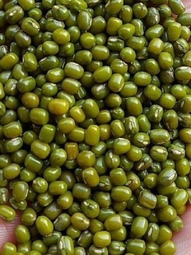 Polished and Organic Green Moong Dal With 1 Year Shelf Life and 1% Broken