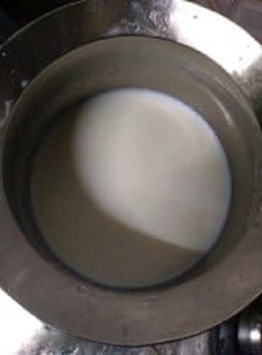 Fresh And 100% Natural Nutrient Enriched Pure Healthy White Raw Milk