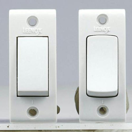 White One Way Electric Switch For Domestic And Industrial Electric Fitting