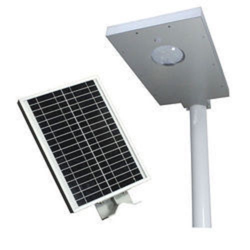 White Stupendously Efficient High Performance Cool Daylight Integrated Solar Street Light