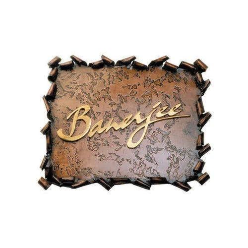 Wood Long Lasting And Good Quality Wooden Name Plate With Pure 18 Gauge Brass Golden Letter