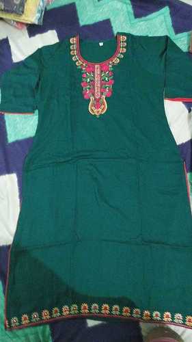 100 Percent Cotton Fancy And Designer Light Weight Ladies Kurti In Green Colour