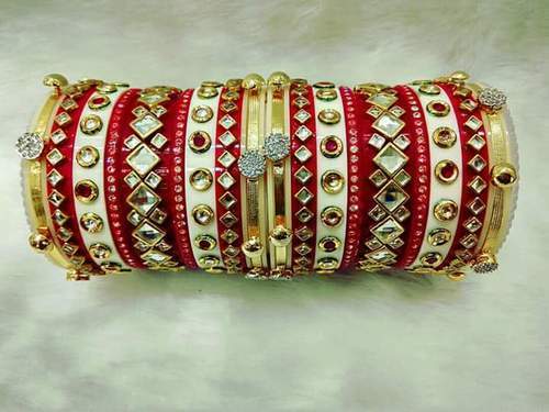 Ladies Round Shape Red Fashion Bangles With Shiny Look Gender: Women