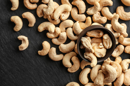 Organic Cashew Nuts Used In Food, Snacks And Sweets